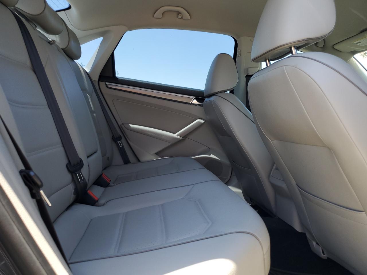 2017 Volkswagen Passat R-Line VIN: 1VWDT7A37HC082486 Lot: 64652285