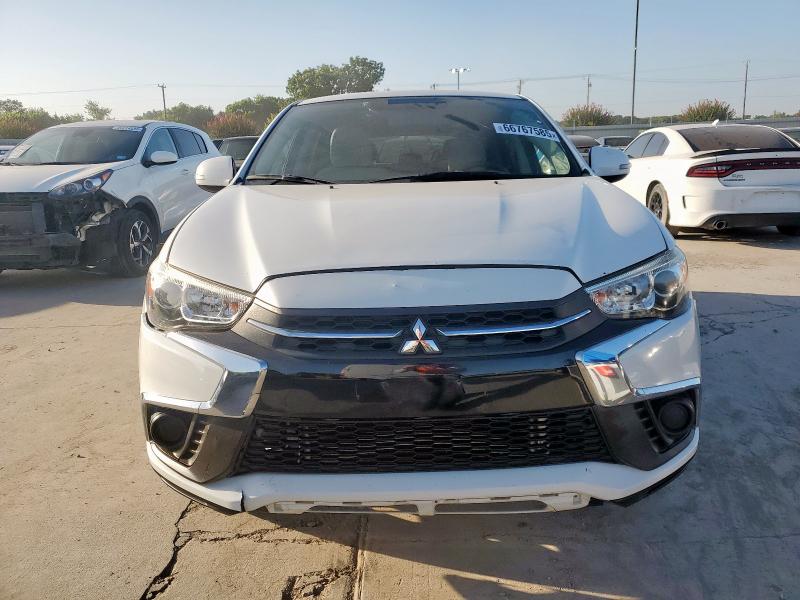  MITSUBISHI OUTLANDER 2019 Белы