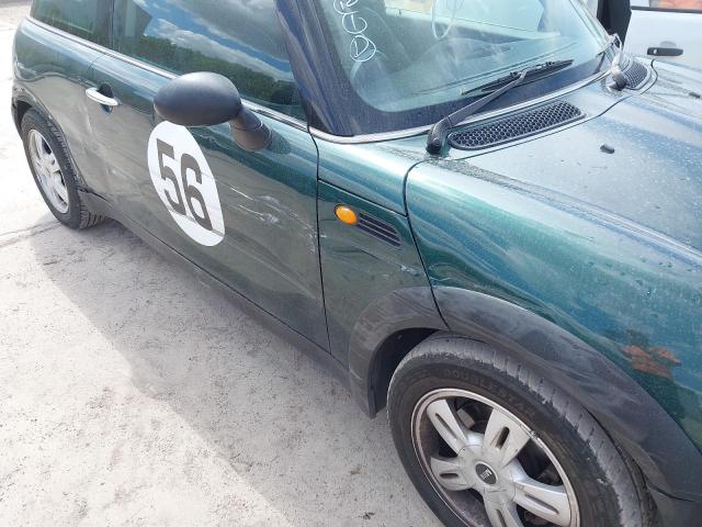 2004 MINI MINI ONE