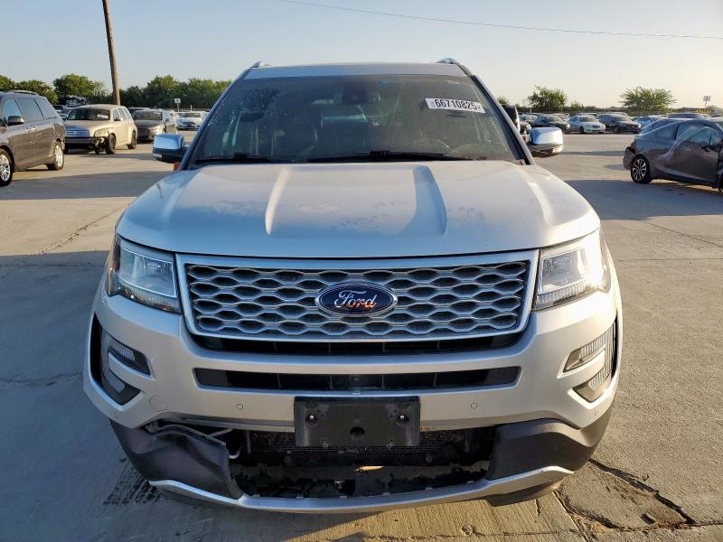 FORD EXPLORER 2017 Srebrny