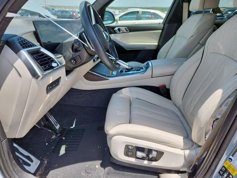  BMW X7 2024 Gray