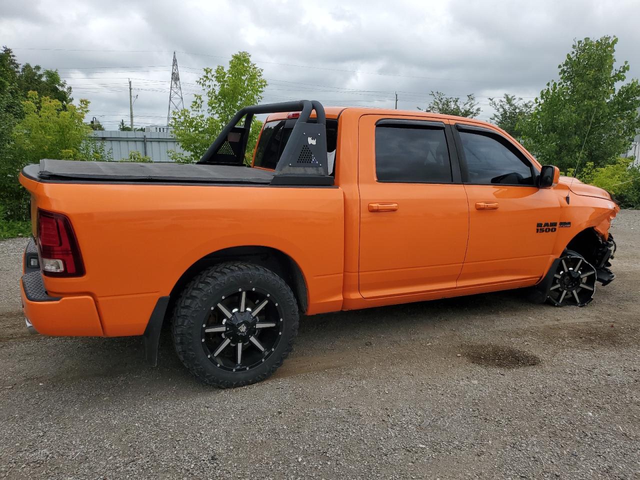 2015 Ram 1500 Sport orange null gas 1C6RR7MT2FS701458 photo #4