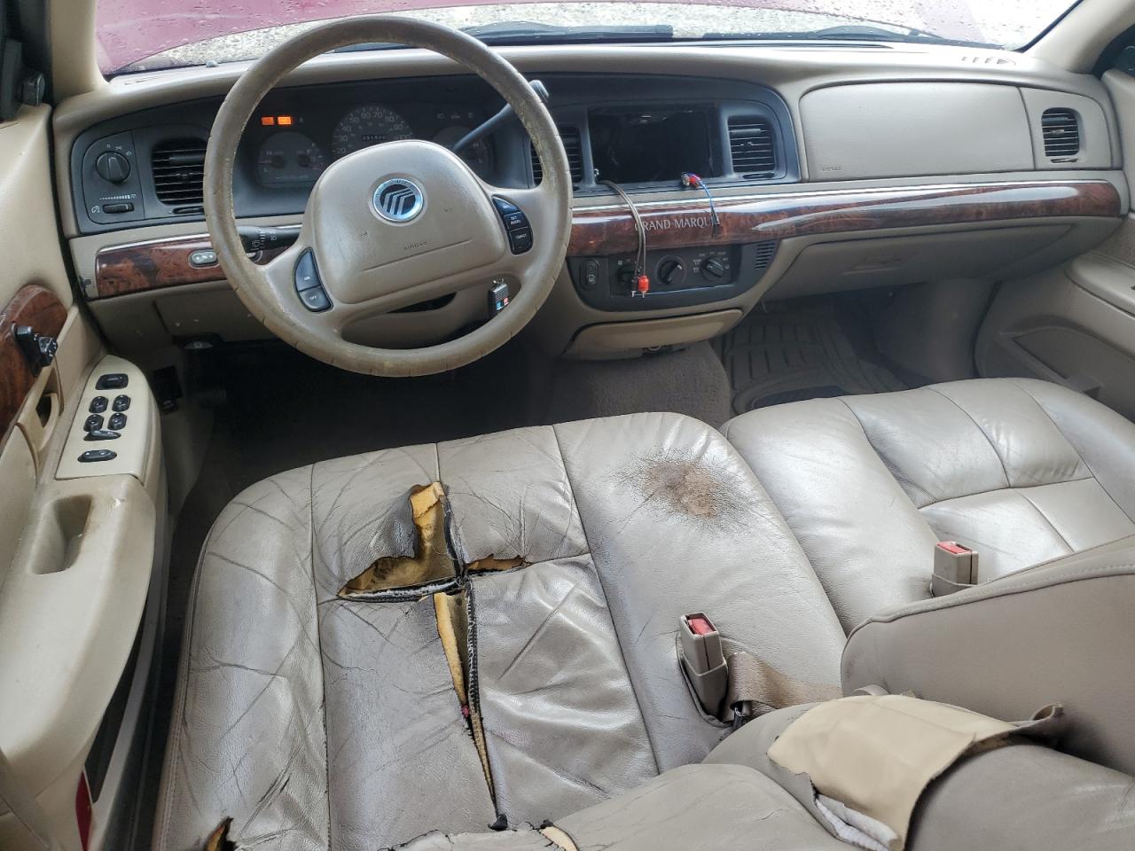 2004 Mercury Grand Marquis Gs VIN: 2MEFM74W84X688213 Lot: 63094775