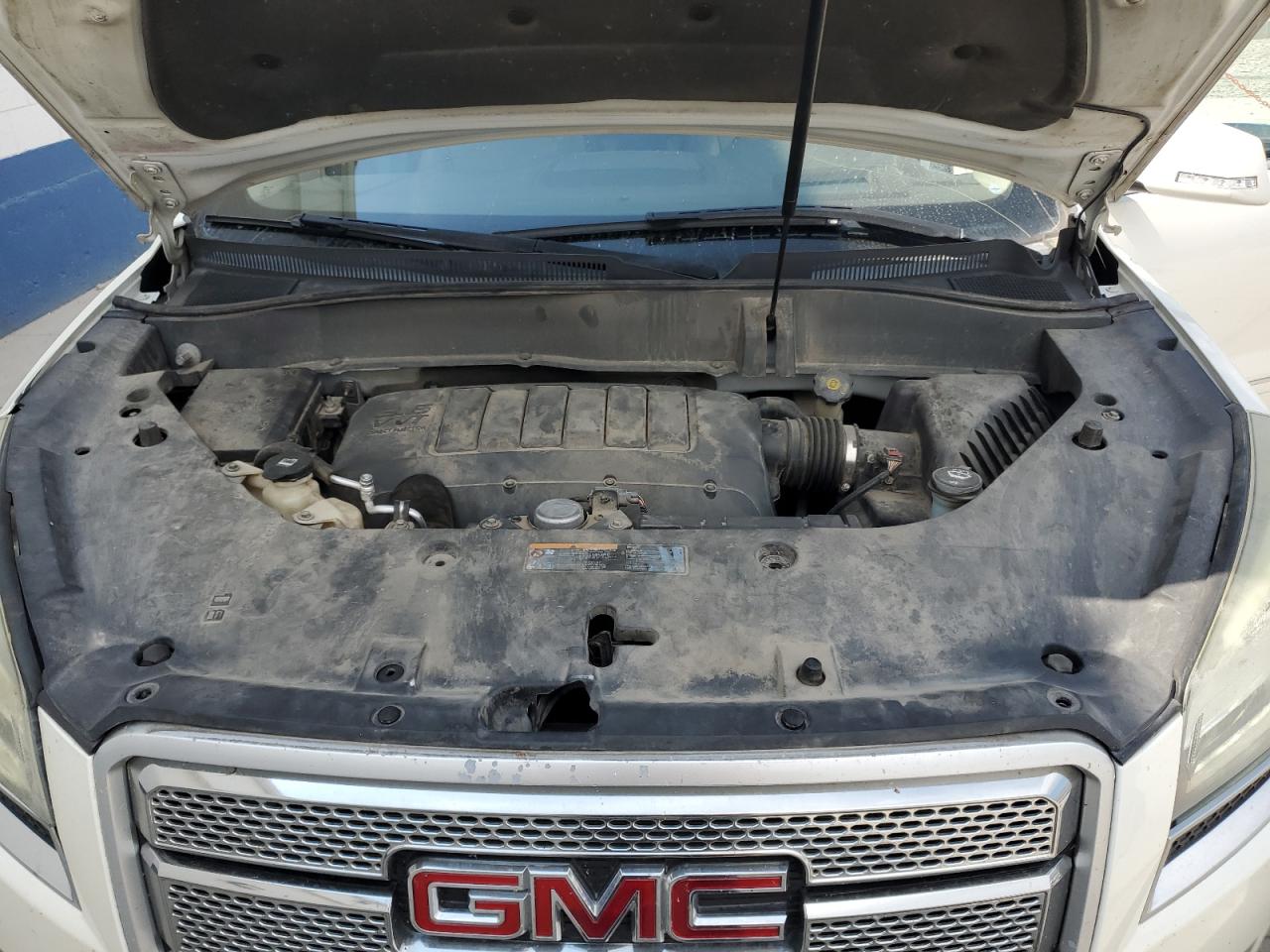 2015 GMC Acadia Denali VIN: 1GKKRTKD1FJ110742 Lot: 64779625