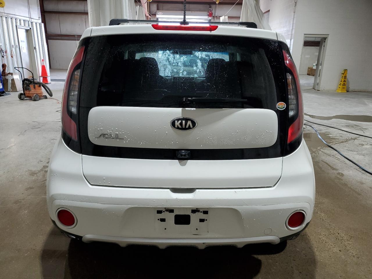 2018 Kia Soul + VIN: KNDJP3A59J7902182 Lot: 65322145