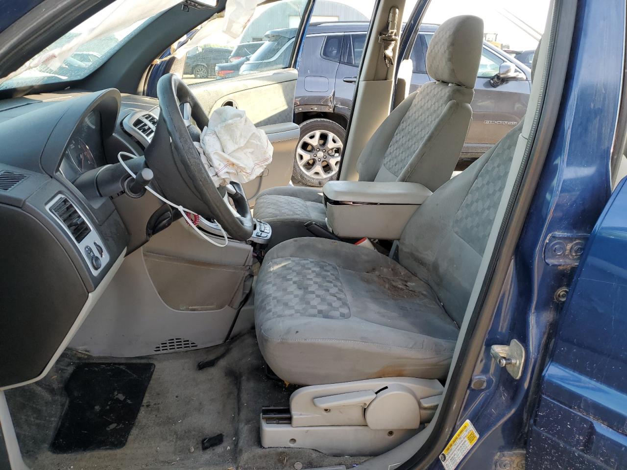 2008 Chevrolet Equinox Ls VIN: 2CNDL13F886338775 Lot: 64091805