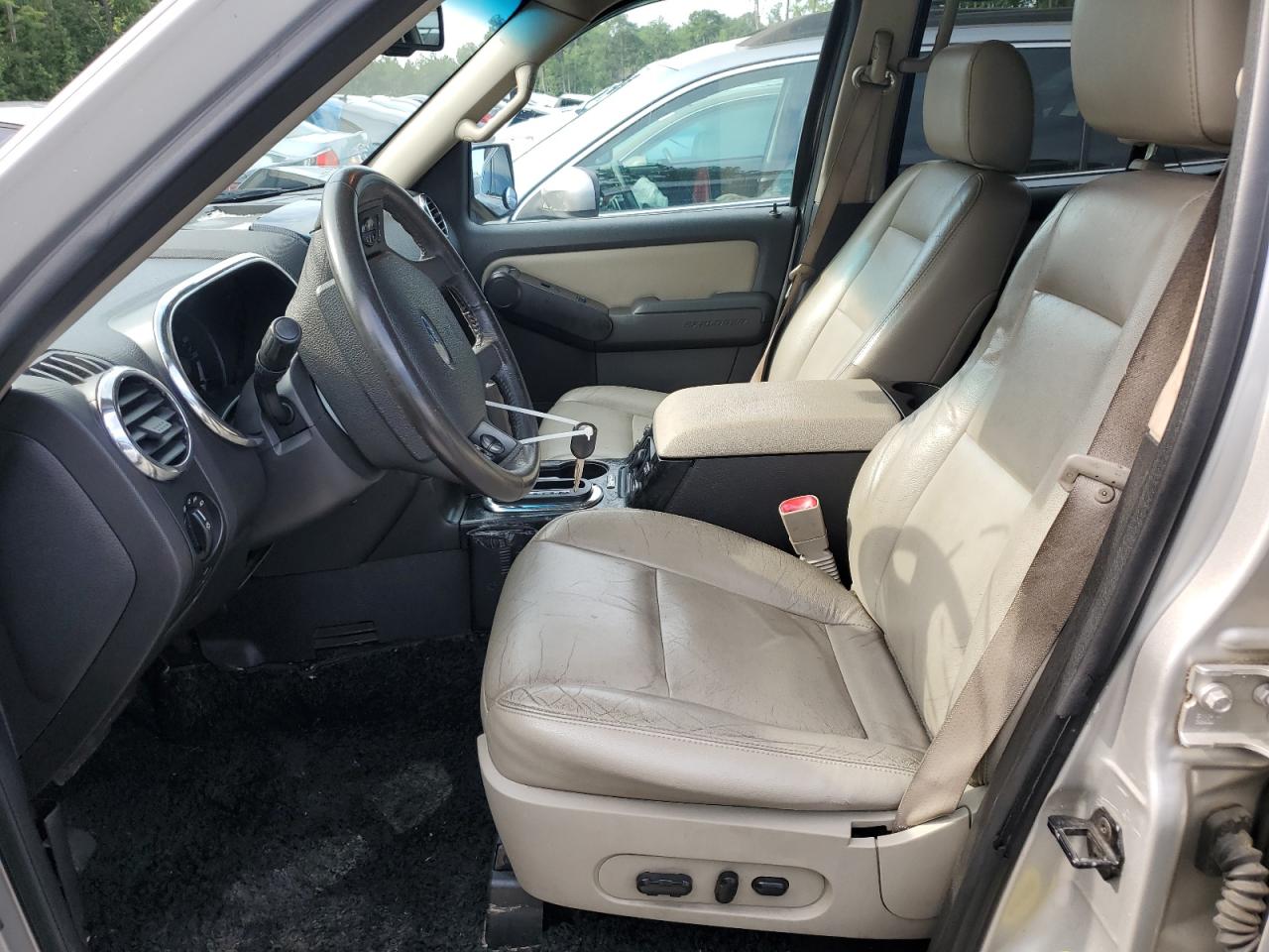 2008 Ford Explorer Xlt VIN: 1FMEU73E98UA43360 Lot: 63999745