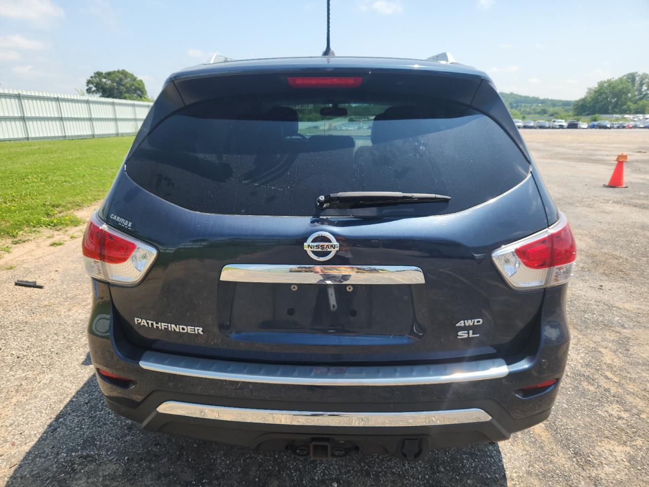2016 Nissan Pathfinder S VIN: 5N1AR2MMXGC647075 Lot: 63874595