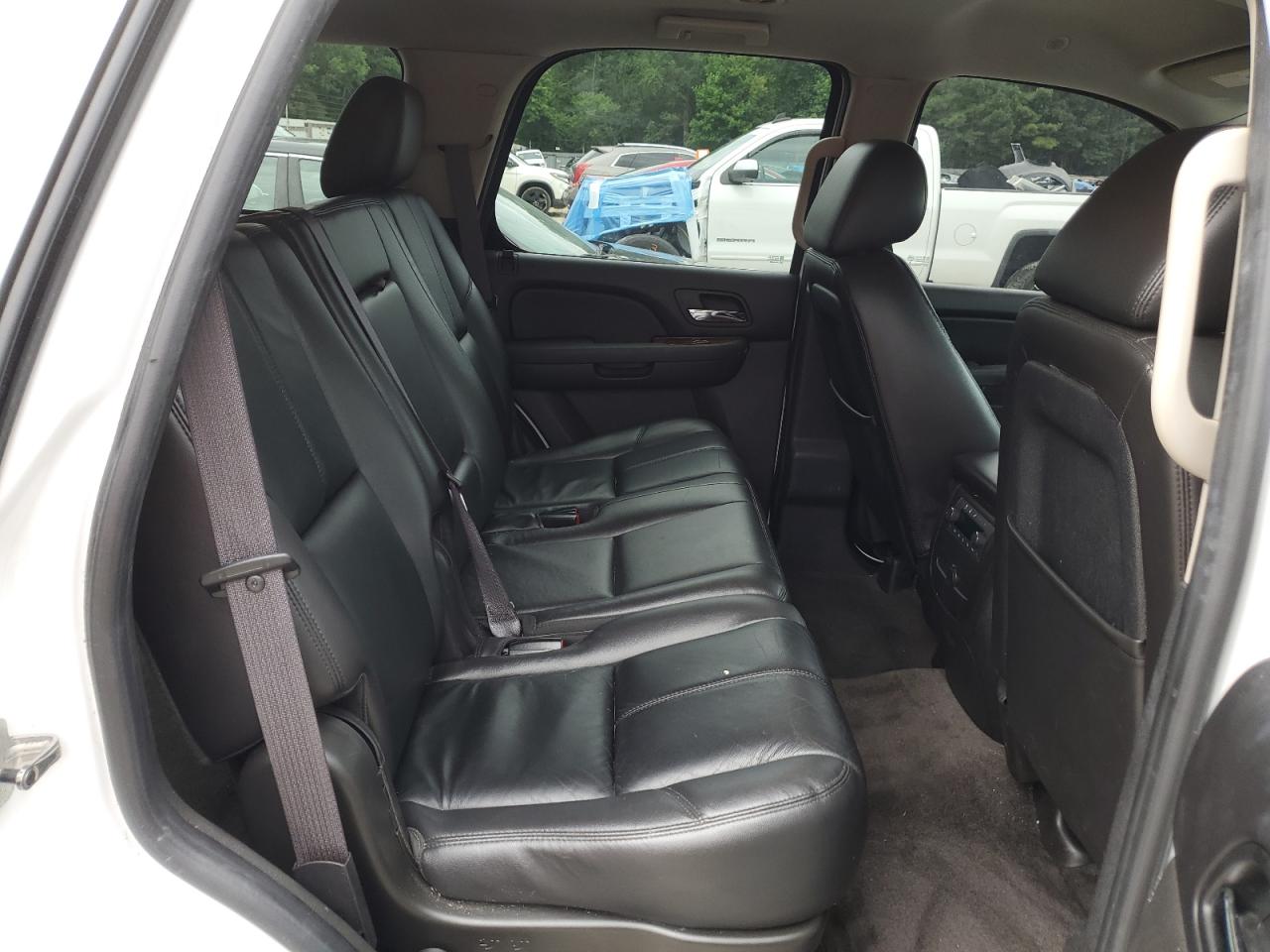 2011 Chevrolet Tahoe C1500 Lt VIN: 1GNSCBE01BR250390 Lot: 63694575