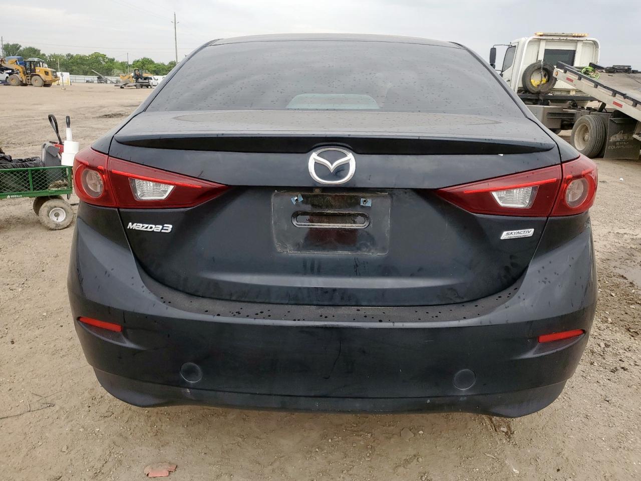 2018 Mazda 3 Touring VIN: 3MZBN1V31JM201744 Lot: 65628345