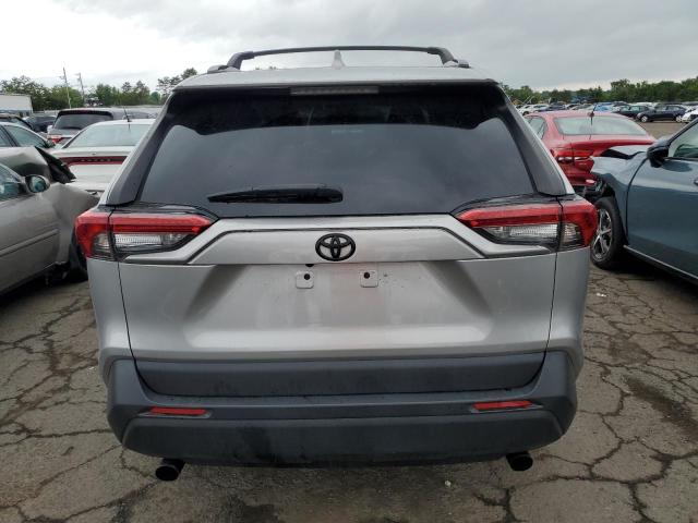  TOYOTA RAV4 2021 Srebrny