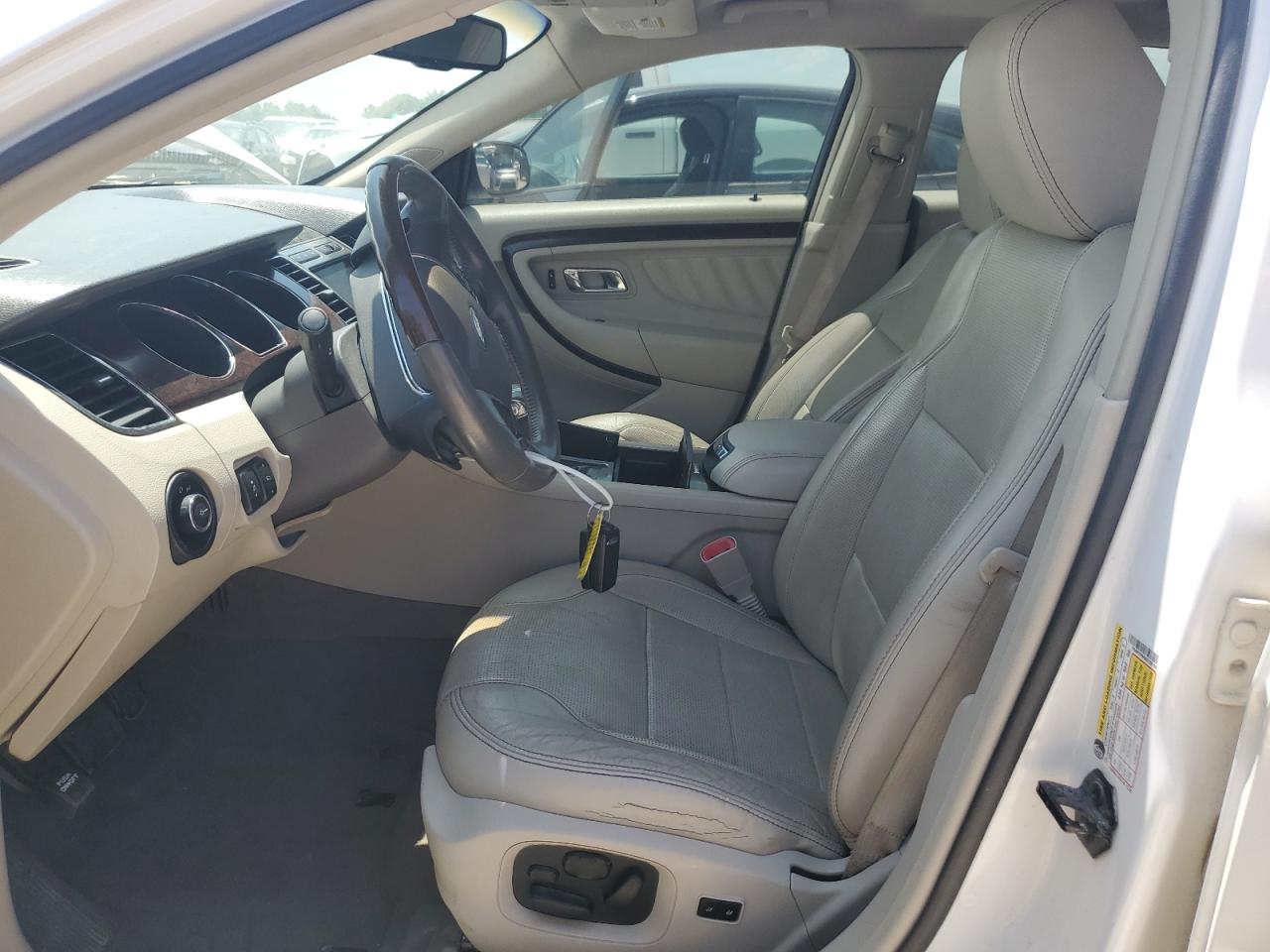 2010 Ford Taurus Limited VIN: 1FAHP2FW4AG106150 Lot: 64231305