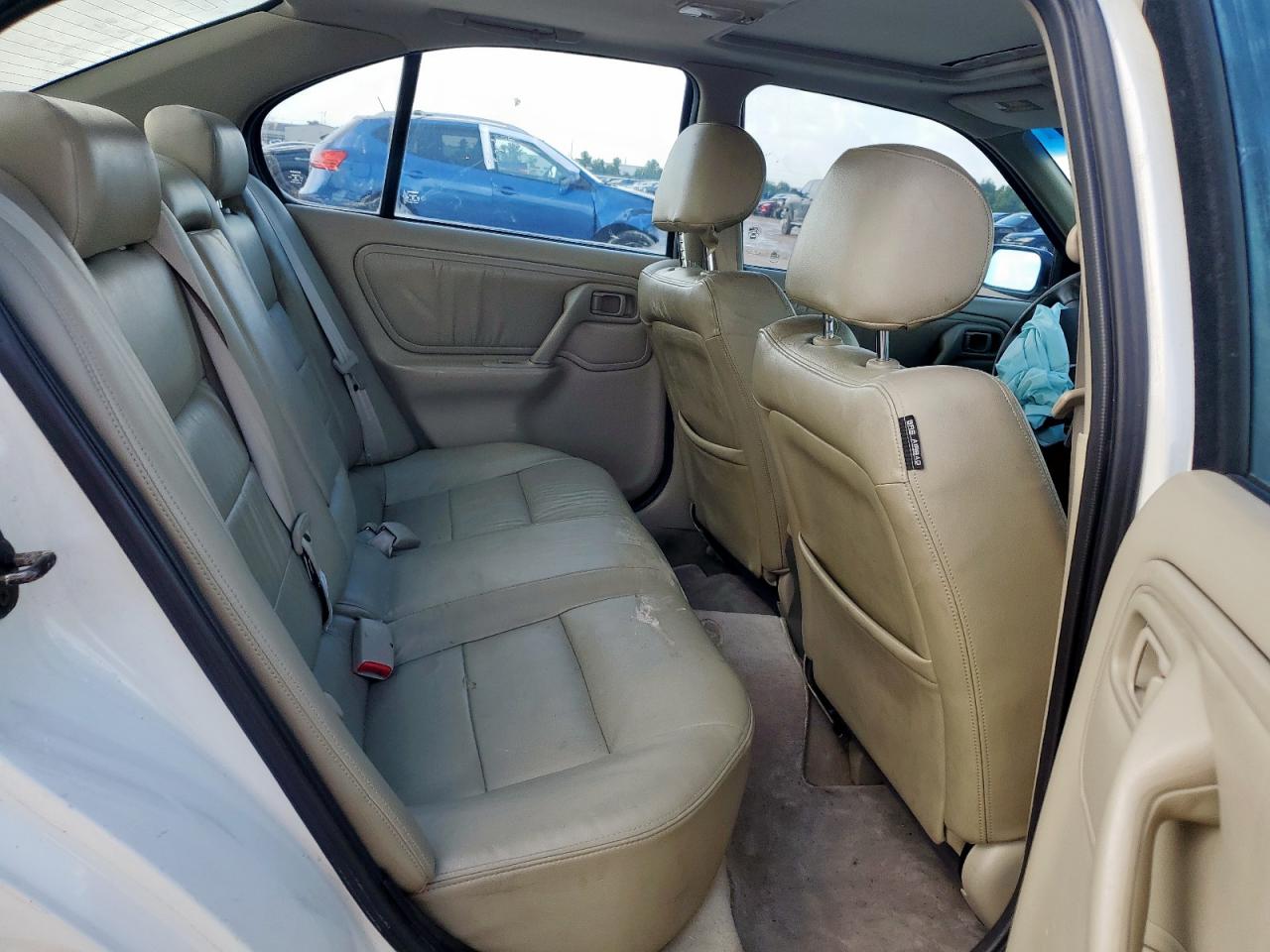 2000 Infiniti G20 VIN: JNKCP11A1YT311158 Lot: 64896305