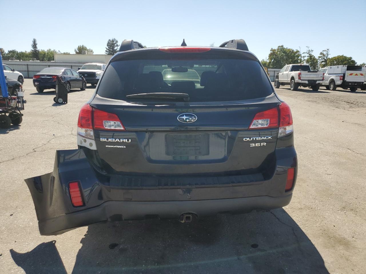 2013 Subaru Outback 3.6R Limited VIN: 4S4BRDPC9D2239526 Lot: 65949835