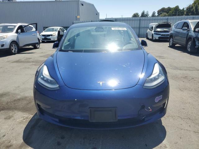  TESLA MODEL 3 2019 Синий