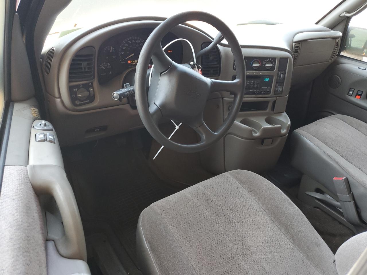 2002 Chevrolet Astro VIN: 1GNDM19X63B122051 Lot: 59756405
