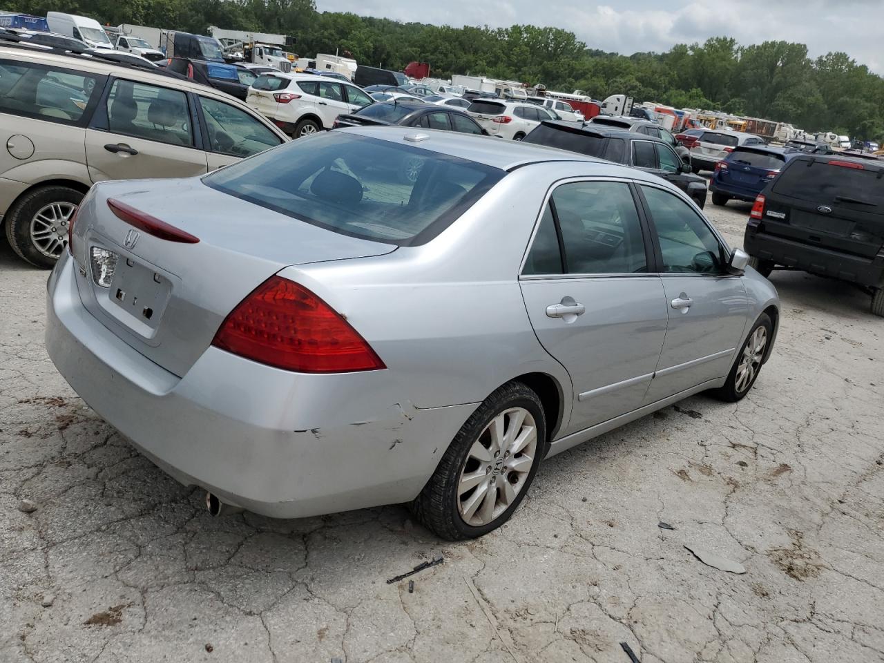 2007 Honda Accord Ex VIN: 1HGCM66837A073080 Lot: 65609395