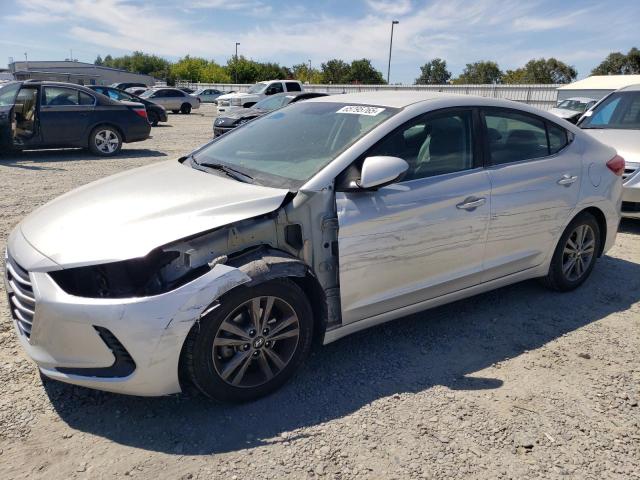  HYUNDAI ELANTRA 2018 Srebrny
