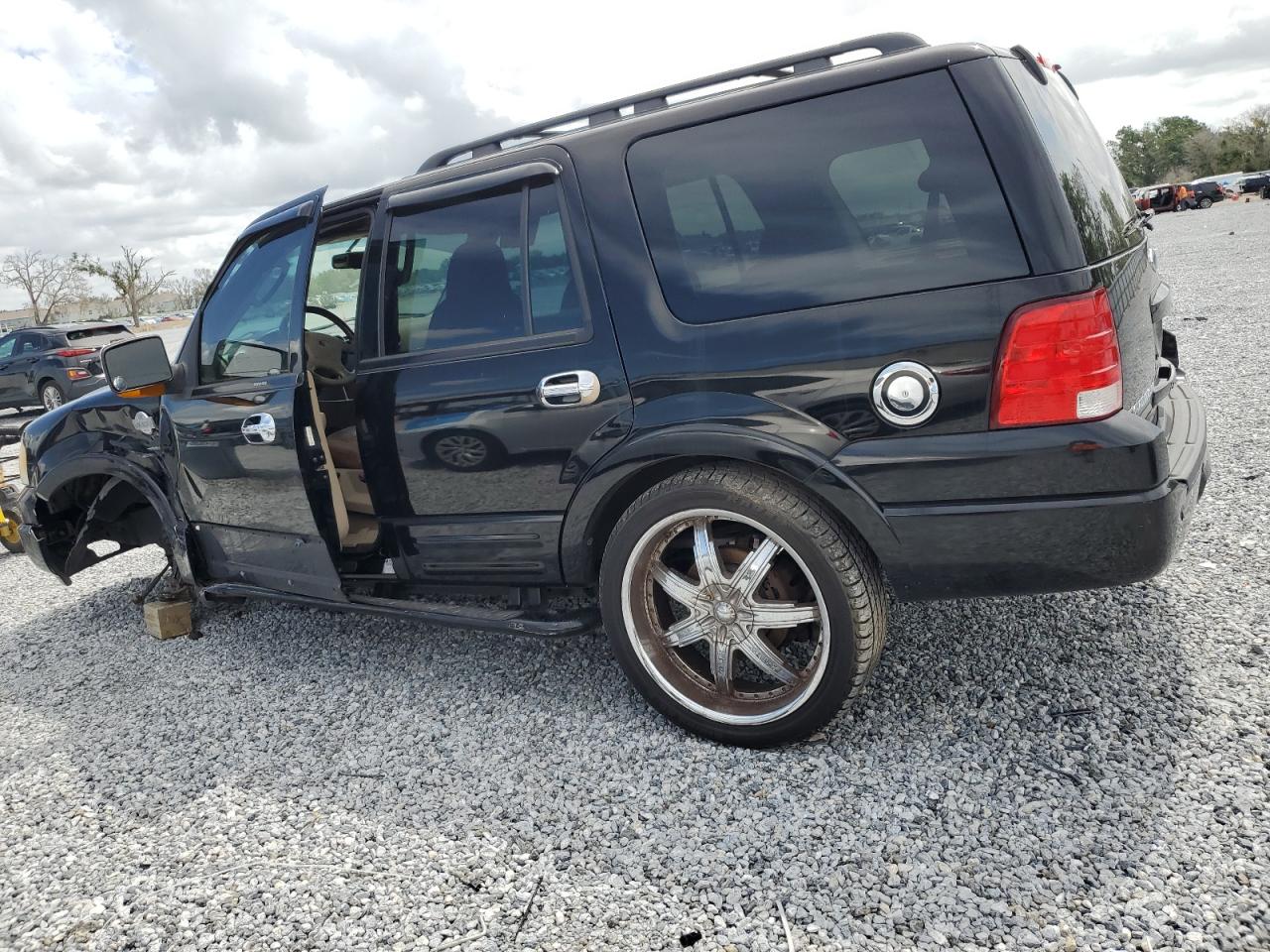 2006 Ford Expedition Eddie Bauer VIN: 1FMFU17506LA99010 Lot: 65216965