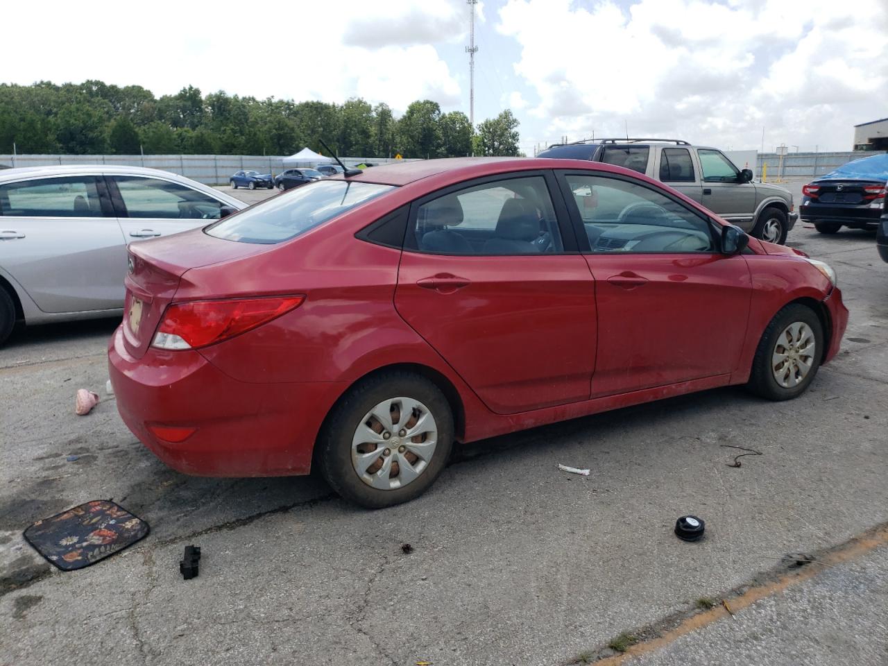 2015 Hyundai Accent Gls VIN: KMHCT4AE2FU797404 Lot: 64801425