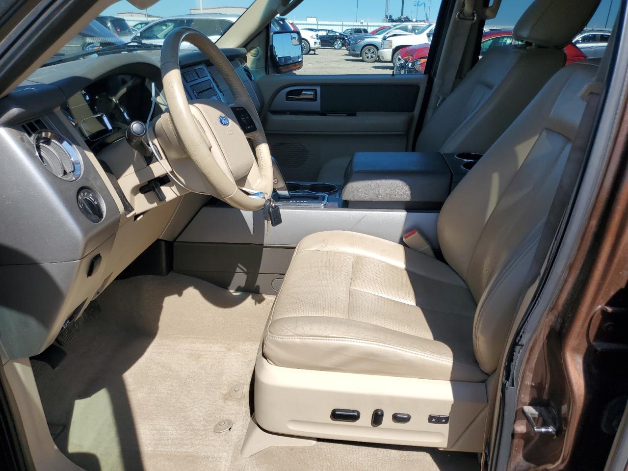 2012 Ford Expedition Xlt VIN: 1FMJU1J59CEF66900 Lot: 63739125