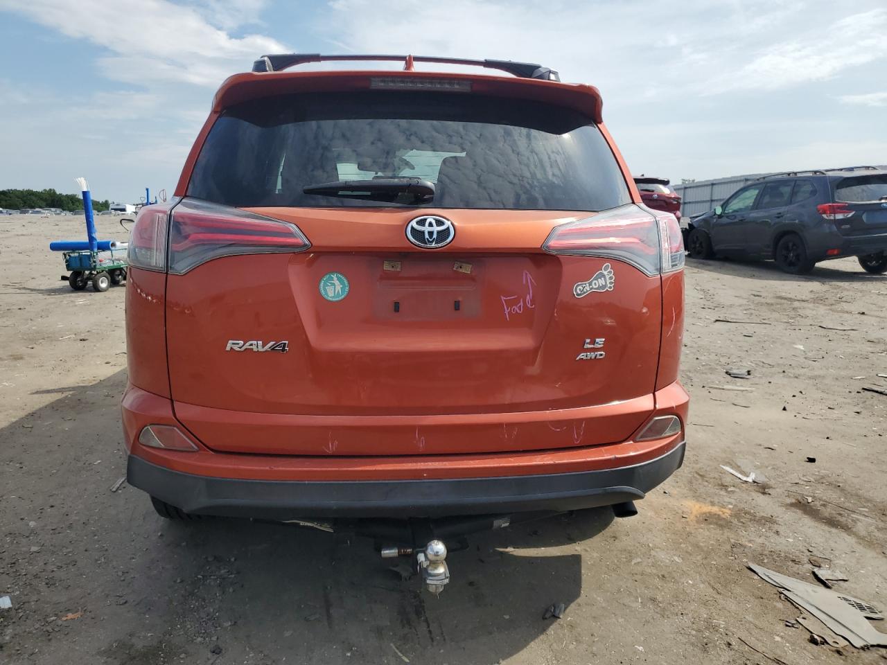 2016 Toyota Rav4 Le VIN: JTMBFREV2GJ065842 Lot: 65352265