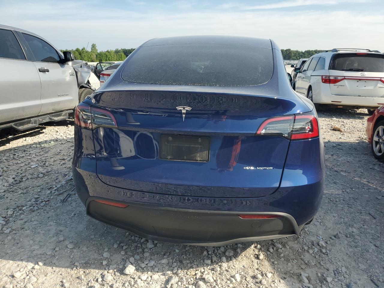 2024 Tesla Model Y VIN: 7SAYGAEE7RF981874 Lot: 65233805