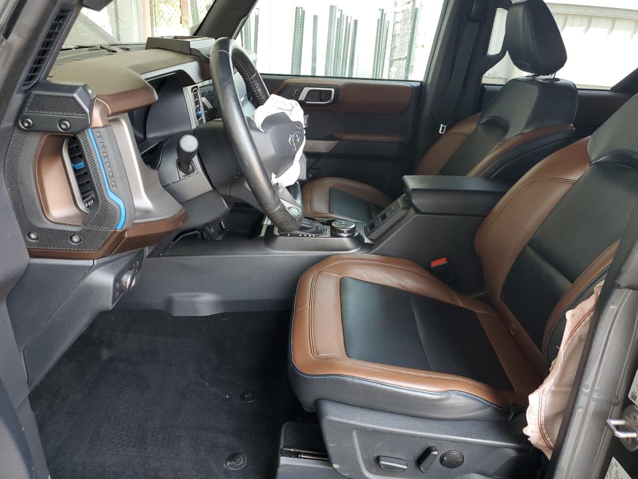 2021 Ford Bronco Base VIN: 1FMDE5BH9MLA63584 Lot: 64352265