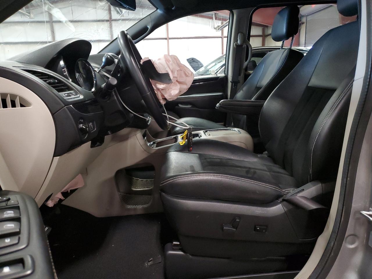 2017 Dodge Grand Caravan Sxt VIN: 2C4RDGCG4HR662128 Lot: 66124065