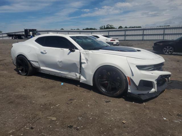  CHEVROLET CAMARO 2016 Белы