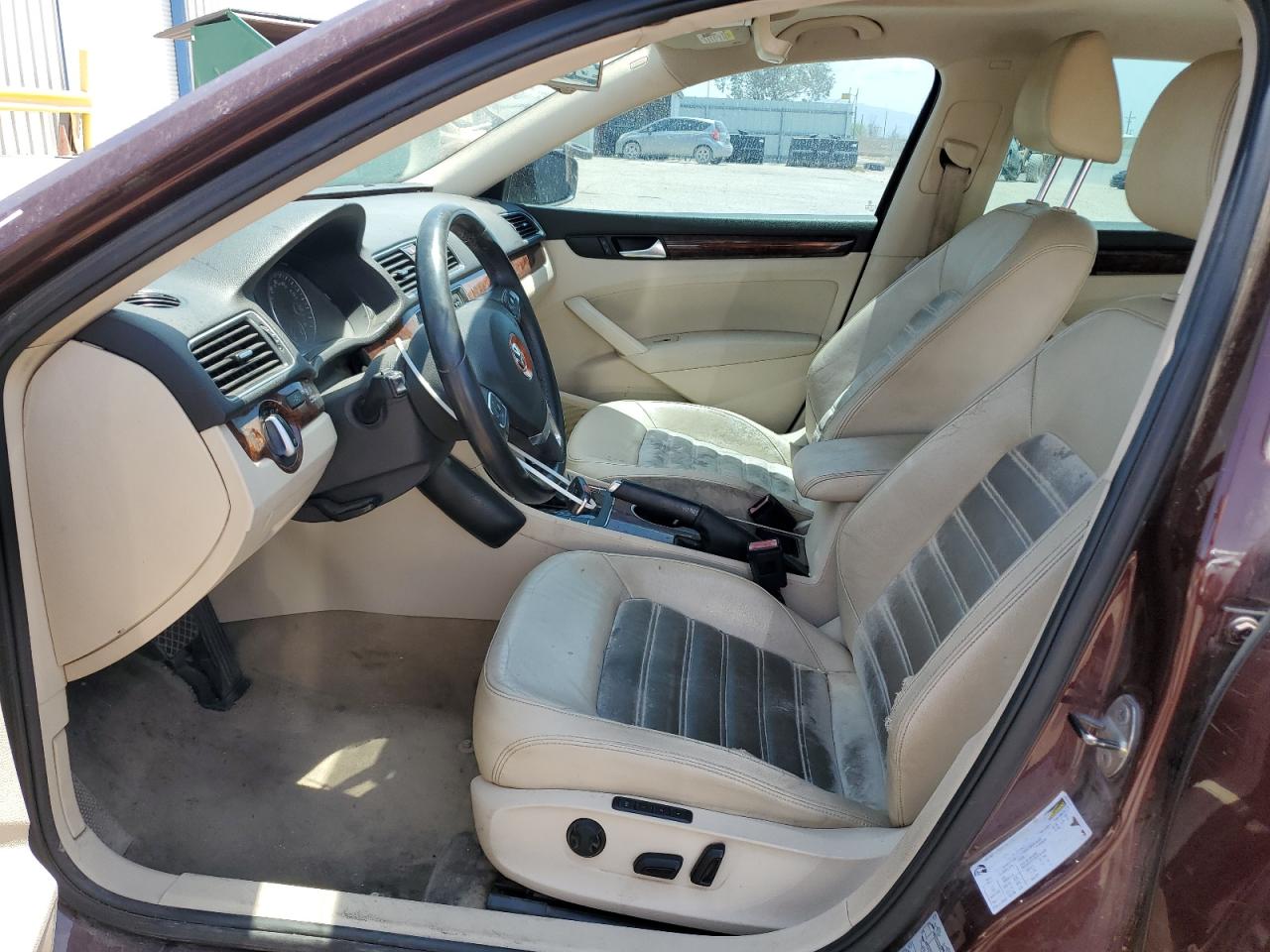 2013 Volkswagen Passat Sel VIN: 1VWCN7A37DC024765 Lot: 64513655
