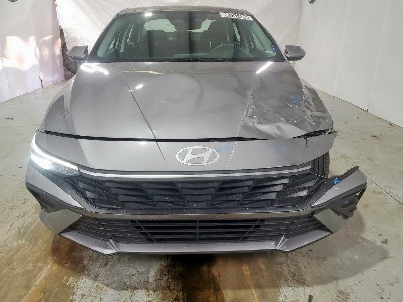  HYUNDAI ELANTRA 2024 Srebrny