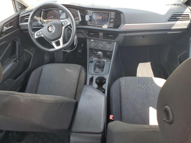  VOLKSWAGEN JETTA 2019 Srebrny
