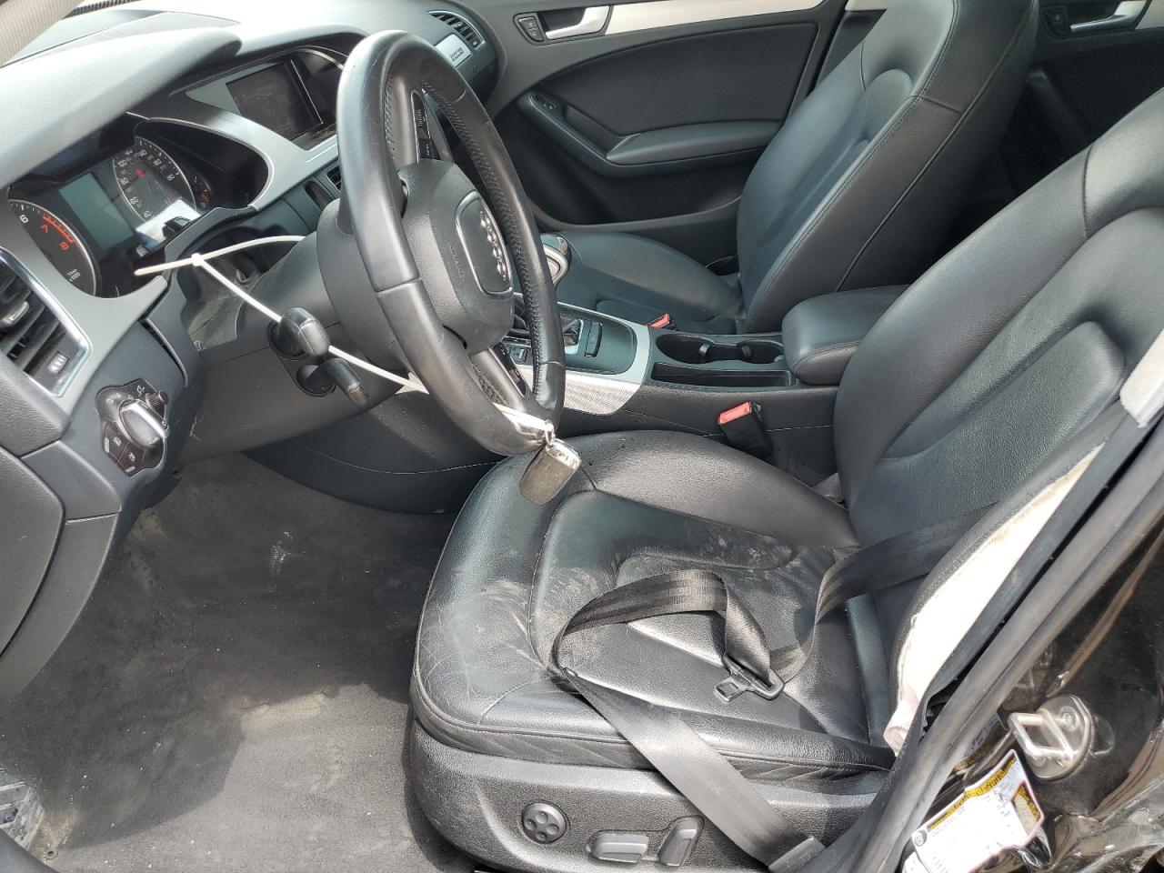 2010 Audi A4 Premium VIN: WAUBFAFL6AN028384 Lot: 64507425