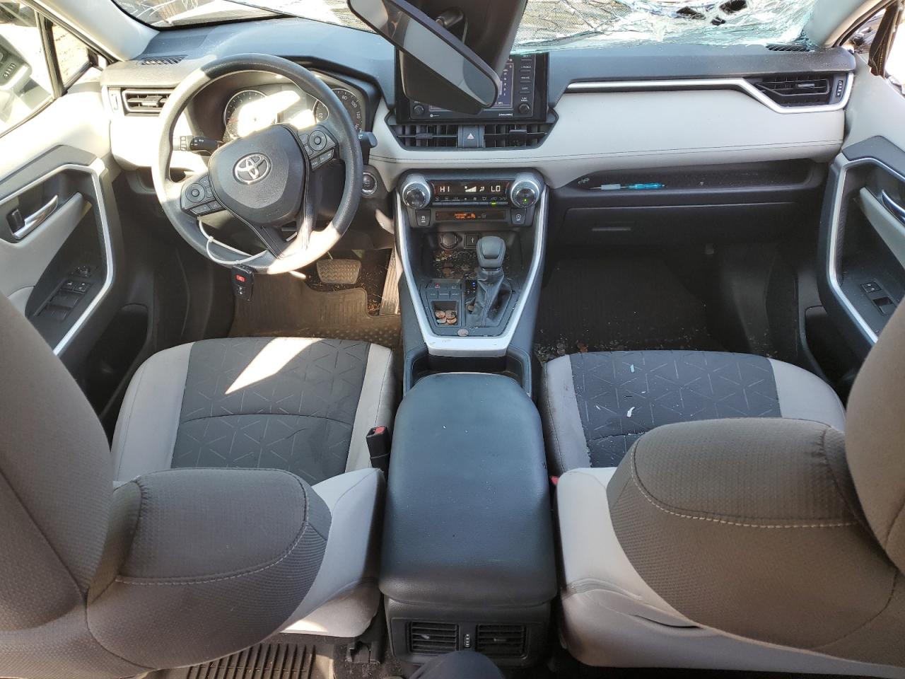 2020 Toyota Rav4 Xle VIN: 2T3W1RFV4LW081535 Lot: 65607275