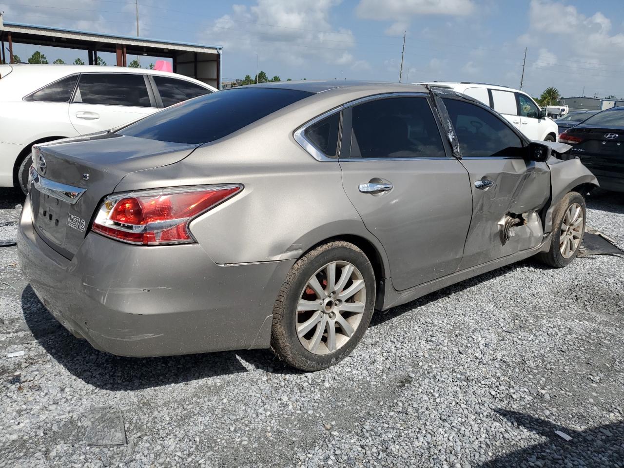 1n4al3ap0fn367541 1N4AL3AP0FN367541 2015 Nissan Altima 2.5