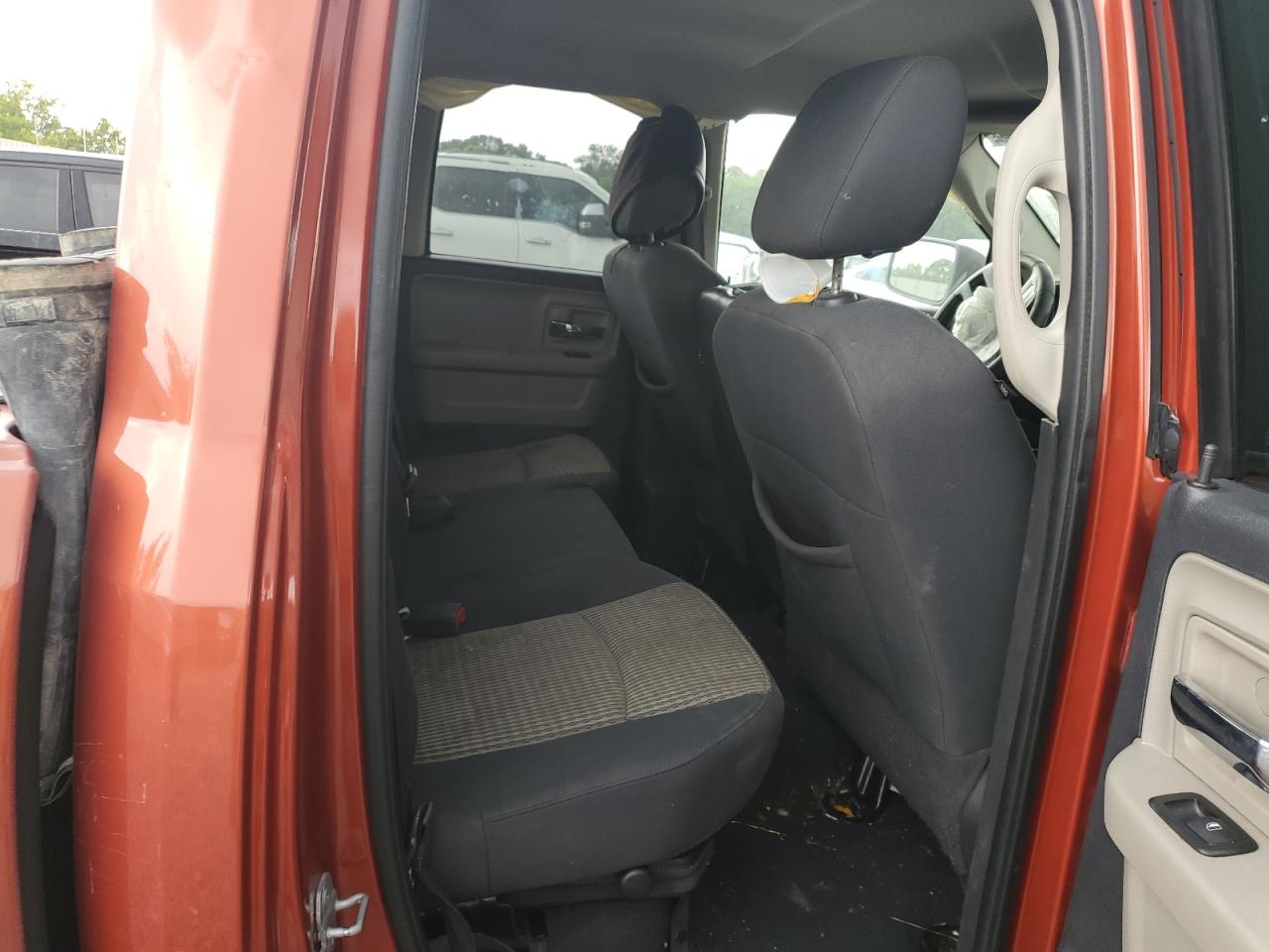 2009 Dodge Ram 1500 VIN: 1D3HB18T29S736545 Lot: 70582645