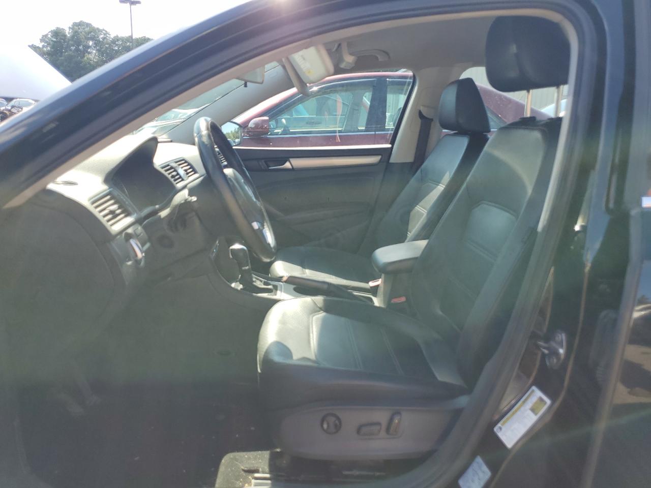 2014 Volkswagen Passat S VIN: 1VWAT7A30EC045942 Lot: 64724545
