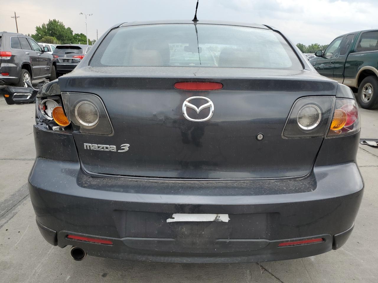 2005 Mazda 3 S VIN: JM1BK323051268043 Lot: 65280165