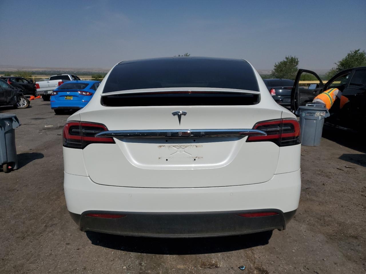 2017 Tesla Model X VIN: 5YJXCDE29HF076188 Lot: 65201055