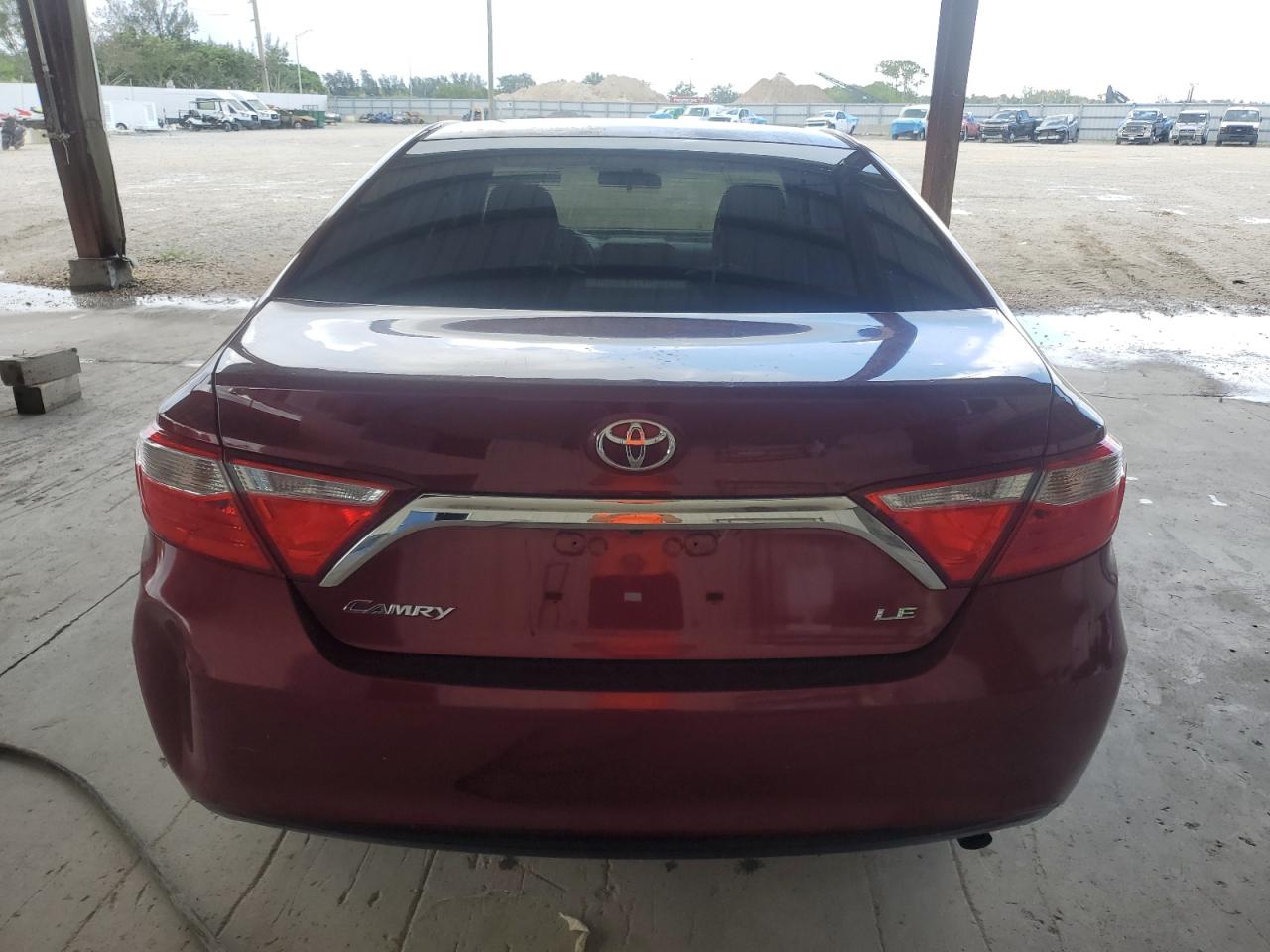 2015 Toyota Camry Le VIN: 4T1BF1FK1FU931948 Lot: 65390965