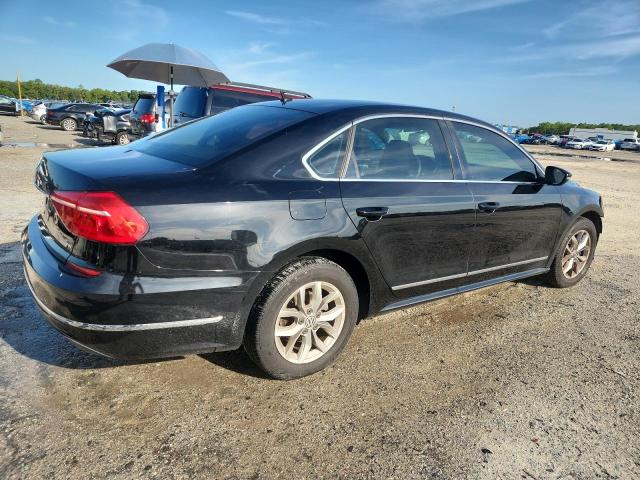  VOLKSWAGEN PASSAT 2016 Black