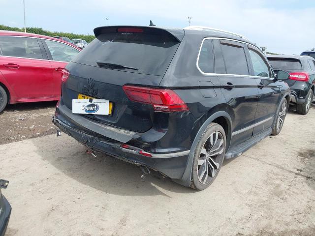2016 VOLKSWAGEN TIGUAN R L