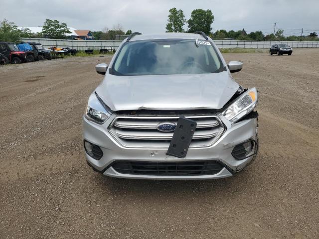  FORD ESCAPE 2018 Серебристый