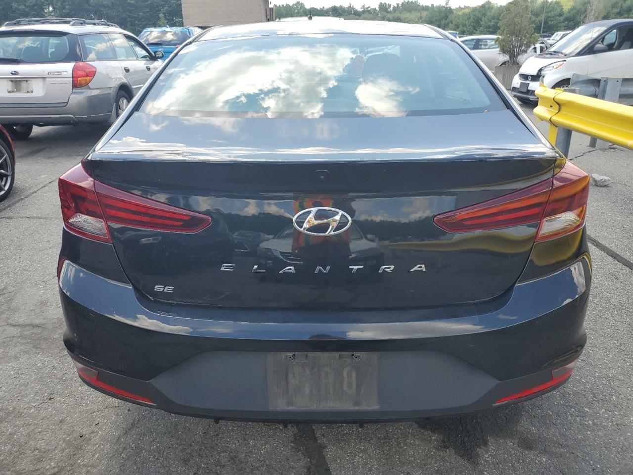 2019 Hyundai Elantra Se VIN: 5NPD74LF6KH445675 Lot: 64793905