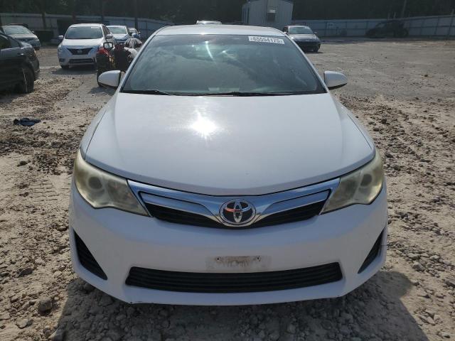  TOYOTA CAMRY 2013 Biały