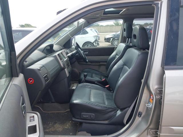 2005 NISSAN X-TRAIL SV