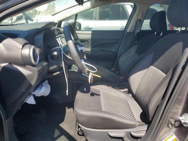  NISSAN VERSA 2020 Szary