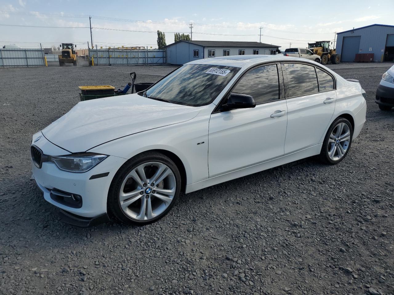 2013 BMW 335 Xi VIN: WBA3B9C50DF140097 Lot: 65912155
