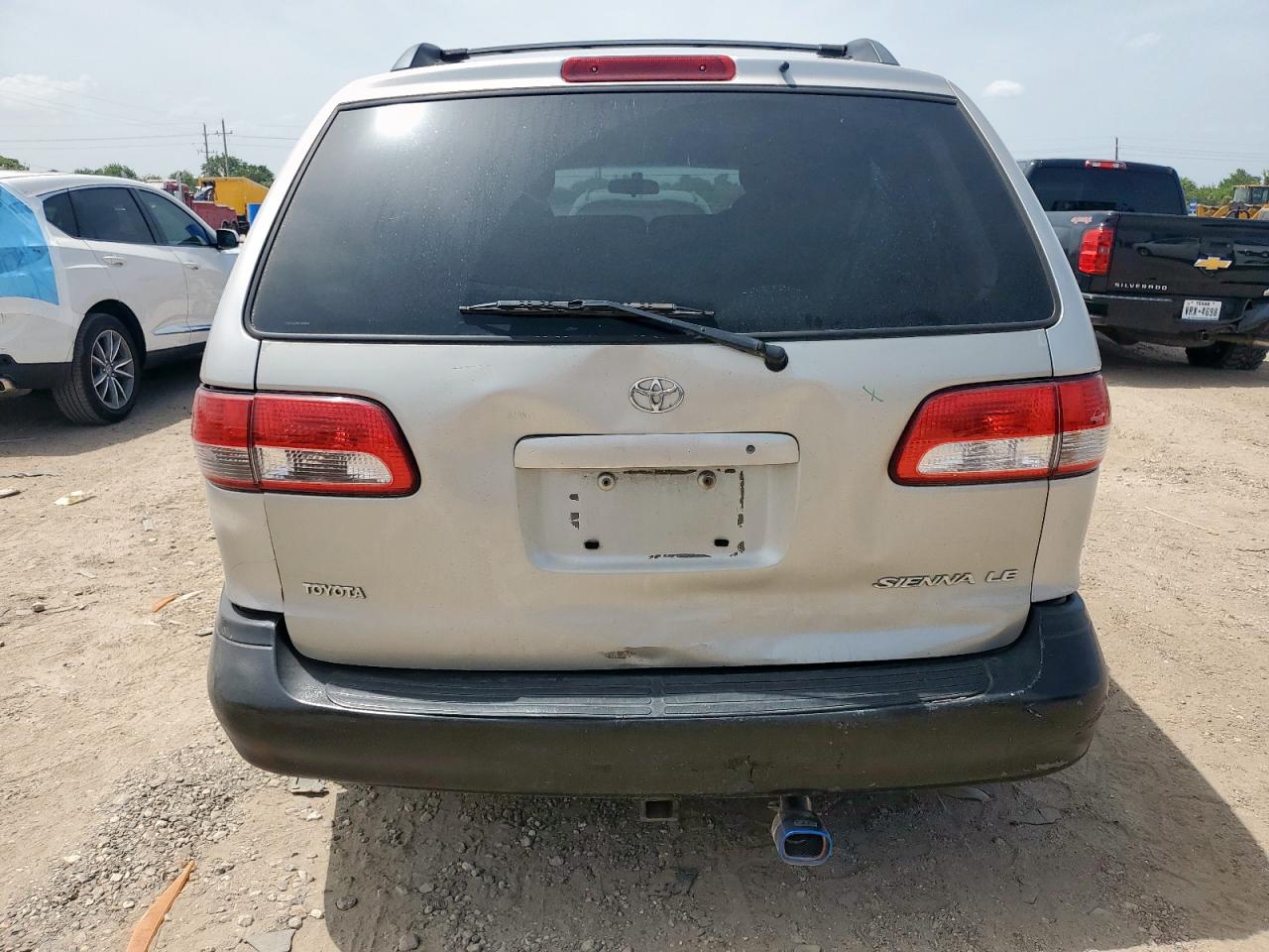 2001 Toyota Sienna Le VIN: 4T3ZF13C11U323567 Lot: 62585565